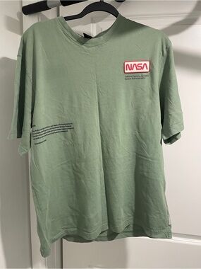 H&M Men's NASA Logo Short Sleeve Tee in Sage Green